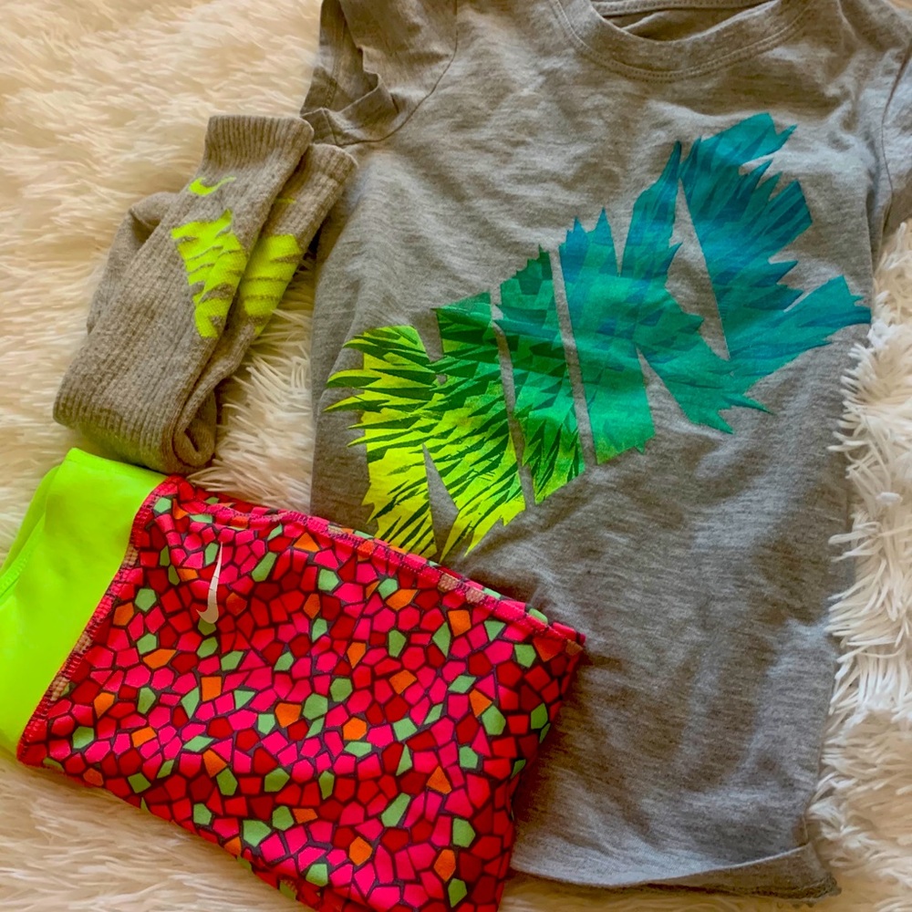 Exercise clothes for kids
